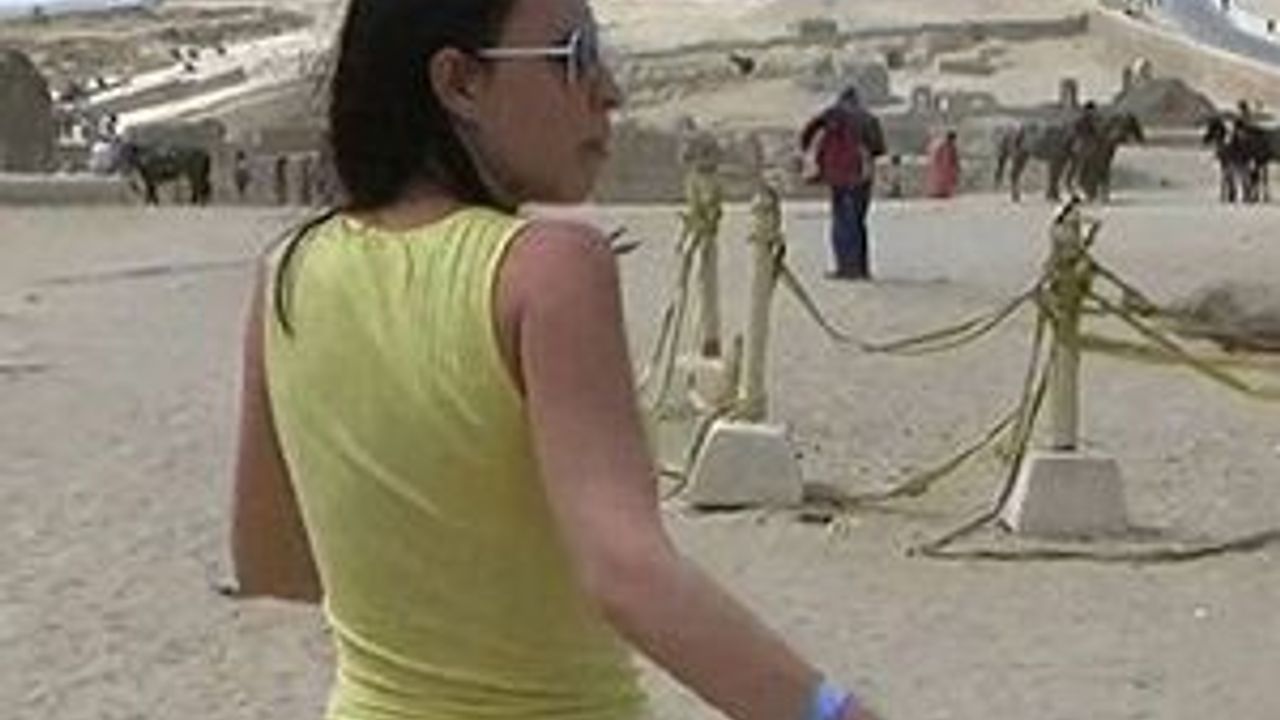 Piramitlerde porno iddiası Mısırı karıştırdı - Egede Sonsöz