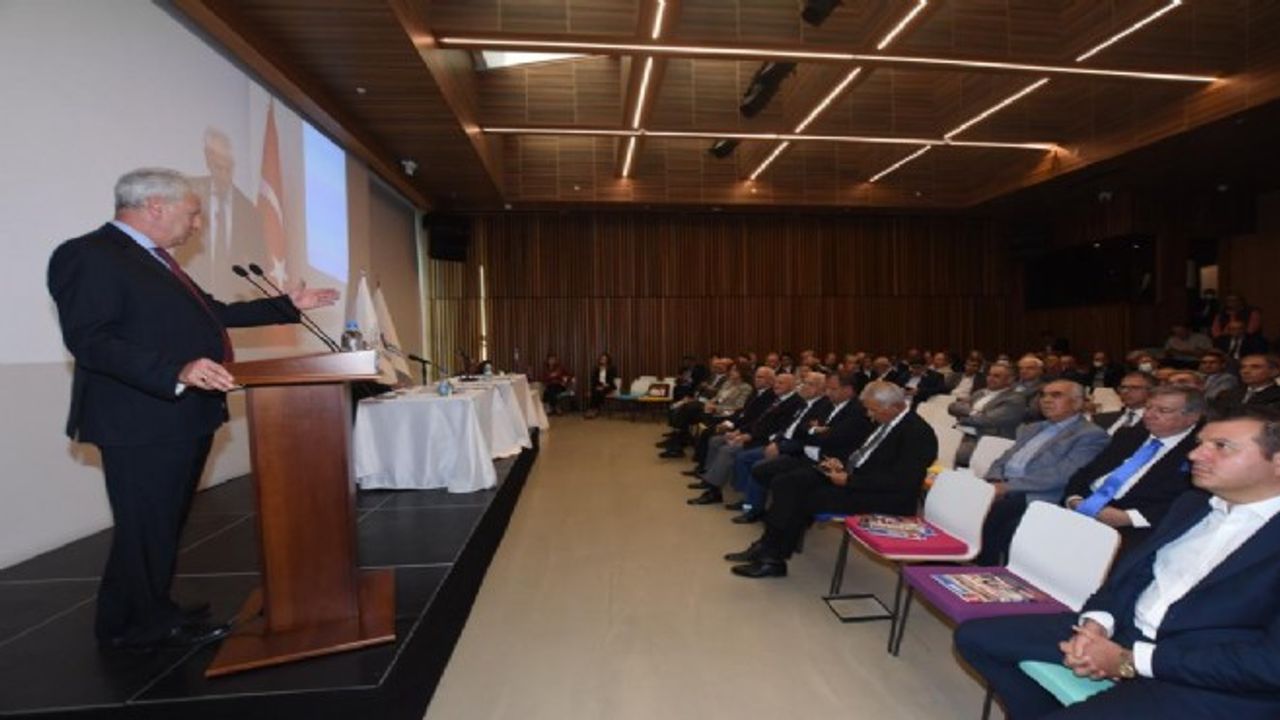 Başkan Yorgancılar'dan seçim öncesi son mecliste uyarı: Kurum zarar görmemeli!