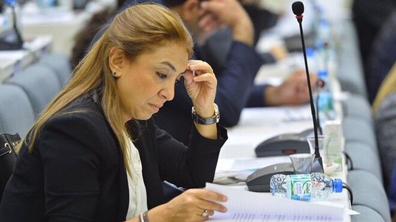 CHP’li Gençkan Balçova’ya talip: Kadın şefkatiyle yöneteceğim!