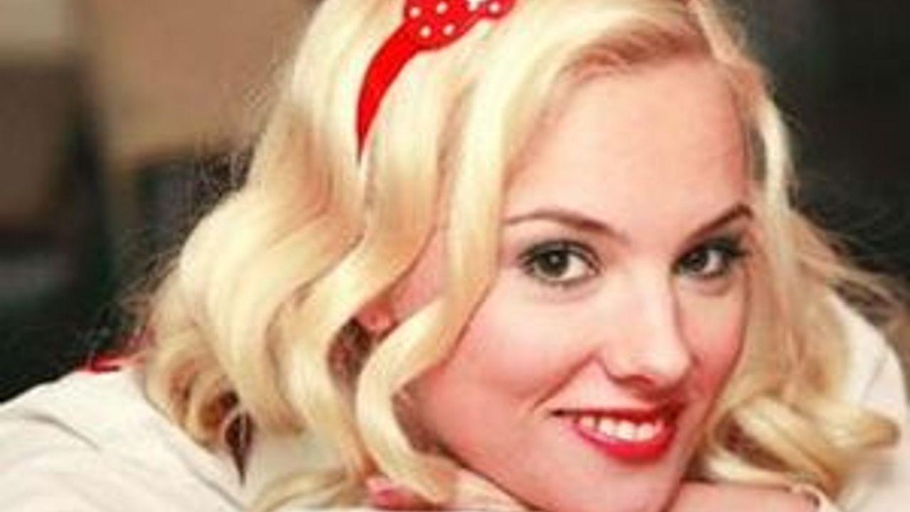 Şebnem Schaefera porno şoku - Egede Sonsöz