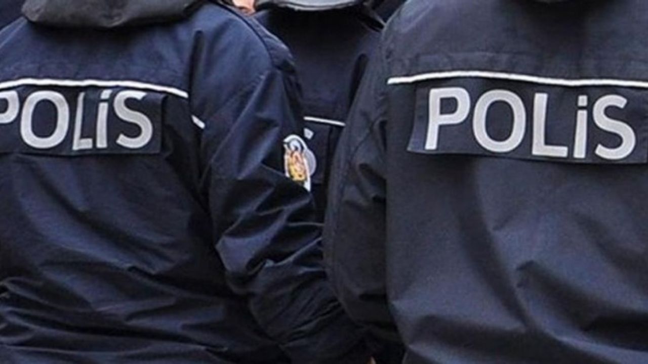 liseli Liseli öğrencileri ifşa eden 2 polise uzaklaştırma - Ege'de Sonsöz