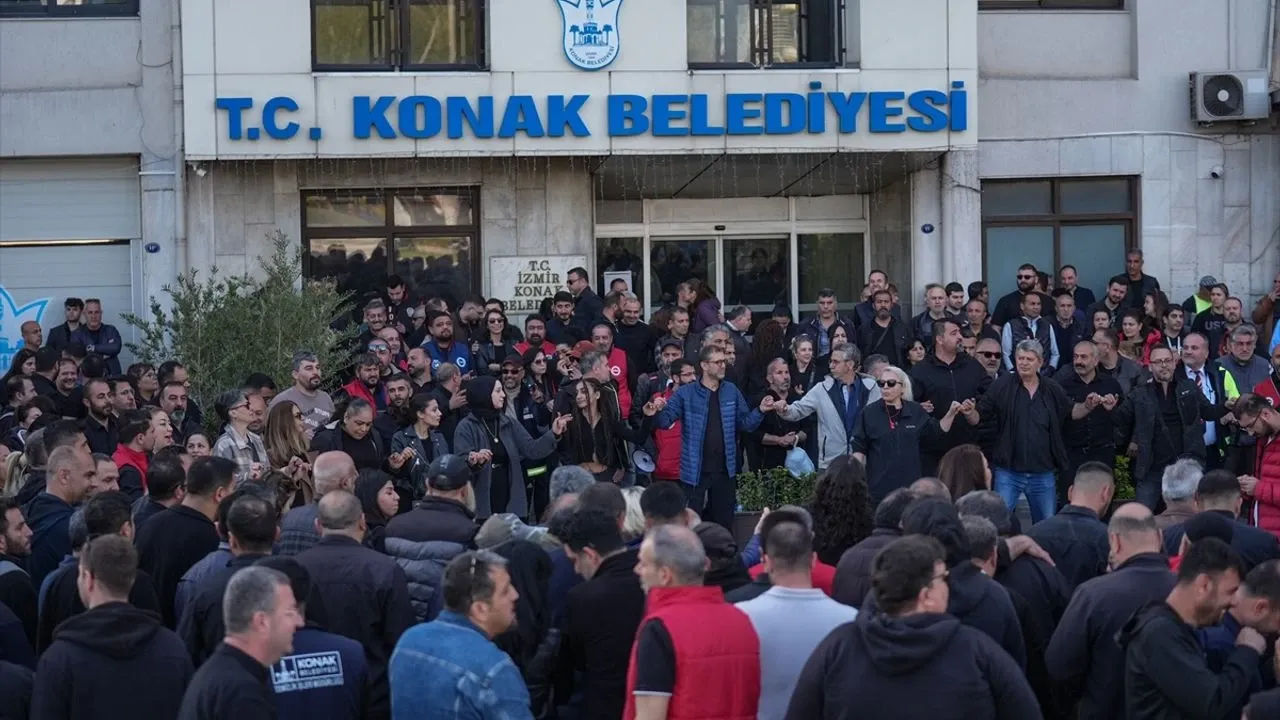 Konak'ta adım adım greve... Sendikadan tam gün iş bırakma kararı!