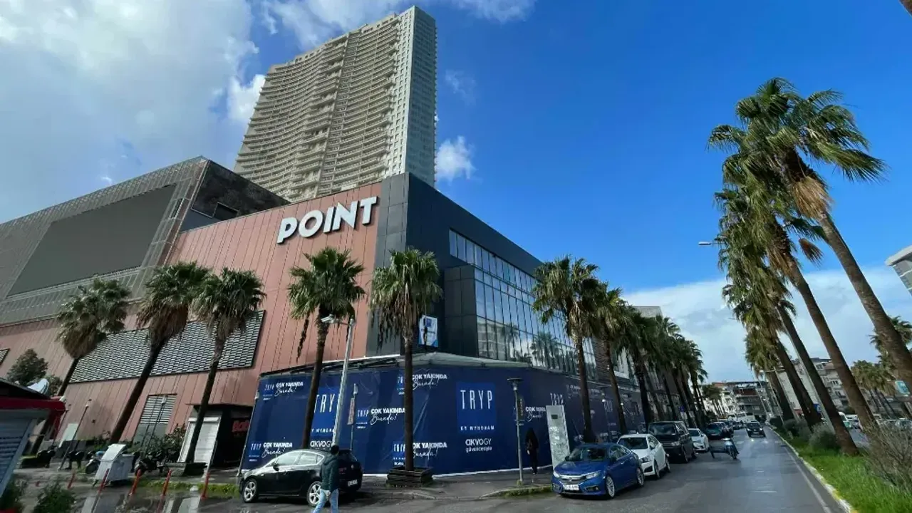 İzmir Otogarı Karşısındaki AVM'nin Yeni Sahibi Belli Oldu!