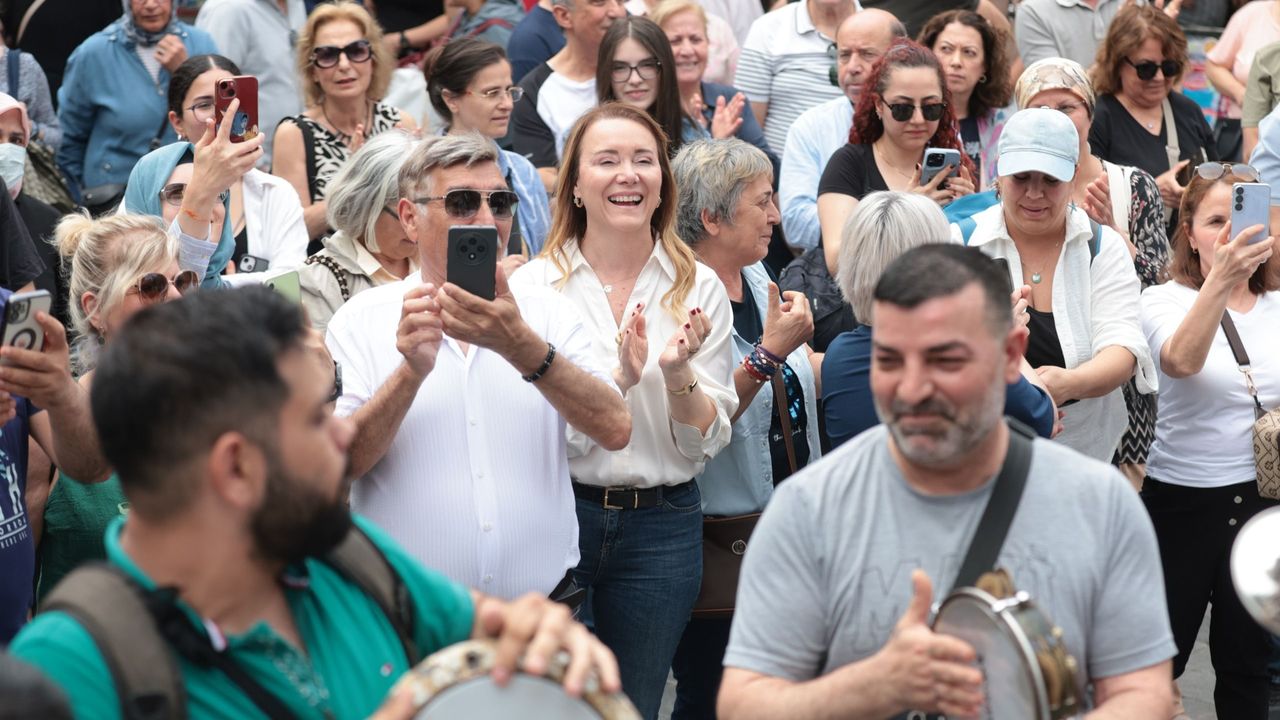 Başkan Mutlu, İzmirlileri Kemeraltı Festivali'ne davet etti
