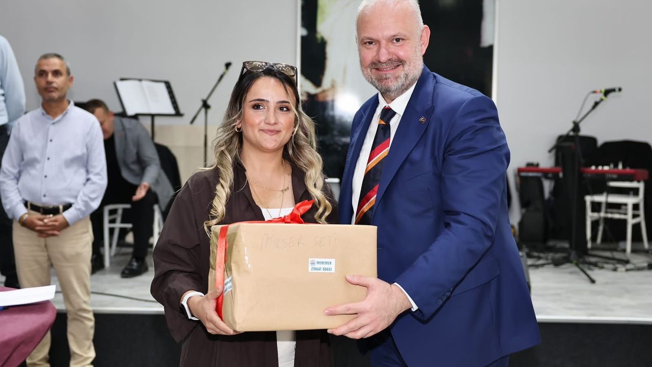 Menemen'de çiftçi kadınlar onurlandırıldı