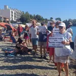 Foça'daki ücretli plajlar için Jandarma'dan vatandaşa yanıt: Patikadan gidin!