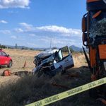 Kütahya'da tır ile panelvan çarpıştı, 1 kişi öldü, 2 kişi yaralandı
