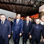 İzmir siyaseti Nazım sergisinde buluştu!