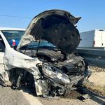 Otomobil motosiklete çarptı: 1 ölü, 1’i bebek 3 yaralı