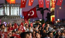 İzmir'de 15 Temmuz Demokrasi ve Milli Birlik Günü!
