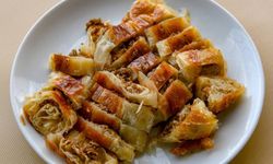 Ünlü börek markasında sakatat çıktı!