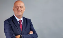 Rozeti Özel takacak... Özlale CHP'ye geçiyor!