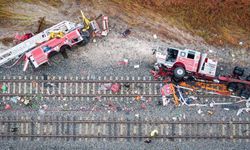 ABD'de itfaiye ve tren çarpıştı: 15 yaralı