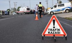 Denizli'de trafik kazası... 3 polis memuru yaralandı!