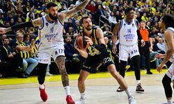 Derbide kazanan Fenerbahçe Beko oldu