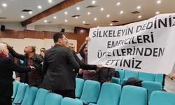 Konak'ta eylemci işçiler konuştu: AK Parti'yi protesto ettik!