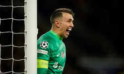 Muslera Galatasaray tarihine geçti