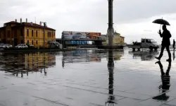 İzmir’in hava raporu: Önce güneş, sonra sağanak!