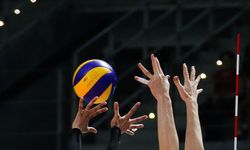 Voleybolda İzmir derbisi heyecanı