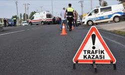 Kamyon, otomobille çarpıştı: 1 kişi can verdi