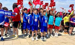 İzmir'de Egemen Çocuklar Hentbol Şenliği!