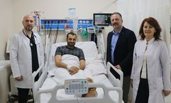 Halı sahada kalbi durdu: 12 gün sonra hastanede uyandı