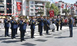 İzmir'de 23 Nisan'a özel bando konseri
