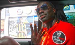 Bafétimbi Gomis’ten Galatasaray’a destek mesajı