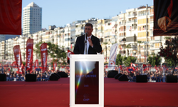 Başkan Tugay, iktidarı hedef aldı: Devleti kötü yöneten o bir avuç insan kaybedecek!