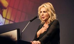 Hale Soygazi'nin Instagram hesabı dolandırıcılar tarafından hacklendi