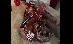 Cep telefonunu almak için durdu, canından oldu... Motokuryenin acı sonu!