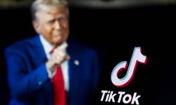 Donald Trump, TikTok’a verilen süreyi 3 ay daha uzattı