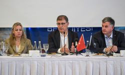 Büyükşehir'de turizm zirvesi... Başkan Tugay'dan 2 yeni yol mesajı!