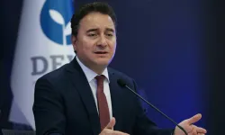Babacan'dan 'Fatih Altaylı'nın gözaltına alınmasına tepki