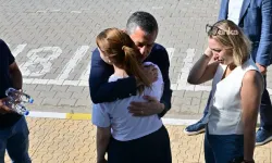 Özgür Özel, Nehir Zeyrek'i yine yalnız bırakmadı!