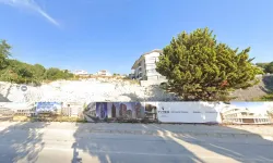 İzmir'in ünlü inşaat şirketinin oteli icradan satılık!