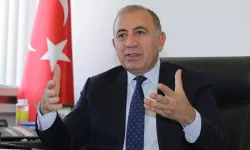 Gürsel Tekin'in görevine son verildi