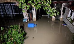 Bergama'yı sel vurdu!