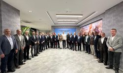 CHP’den Ankara çıkarması: 70 kişilik heyetten Özel ziyaret!