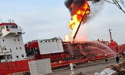 Ukrayna'da isabet alan Türk gemisinde yangın!