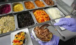 İzmir'de kumpirciler trajik olayı konuştu: Satışlar düşmedi, suçlu midye!