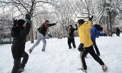 Kar tatili haberleri peş peşe geldi: Birçok kentte eğitime ara!