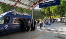 İzmir Büyükşehir öğrencinin yanında!