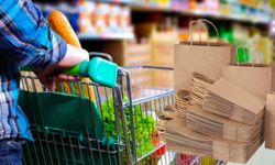 Bakanlık harekete geçti: Kağıt torbaya zorlayanlara ceza geliyor!