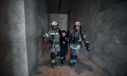 İzmir İtfaiyesi'nden nefes kesen tatbikat