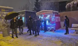 Mısır tezgahı önünde bıçaklı kavga: 1 ölü 1 yaralı