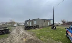 Erkek şiddeti: Eşini ve oğlunu öldürdü!