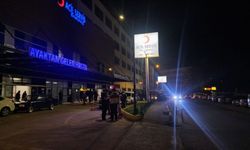 Kendisini ve çocuklarını darp eden kocasını bıçakladı