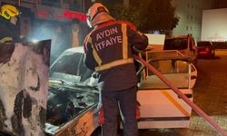 Park halindeki otomobilde yangın!