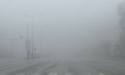 Görüş mesafesi düştü... Ulaşıma sis engeli!